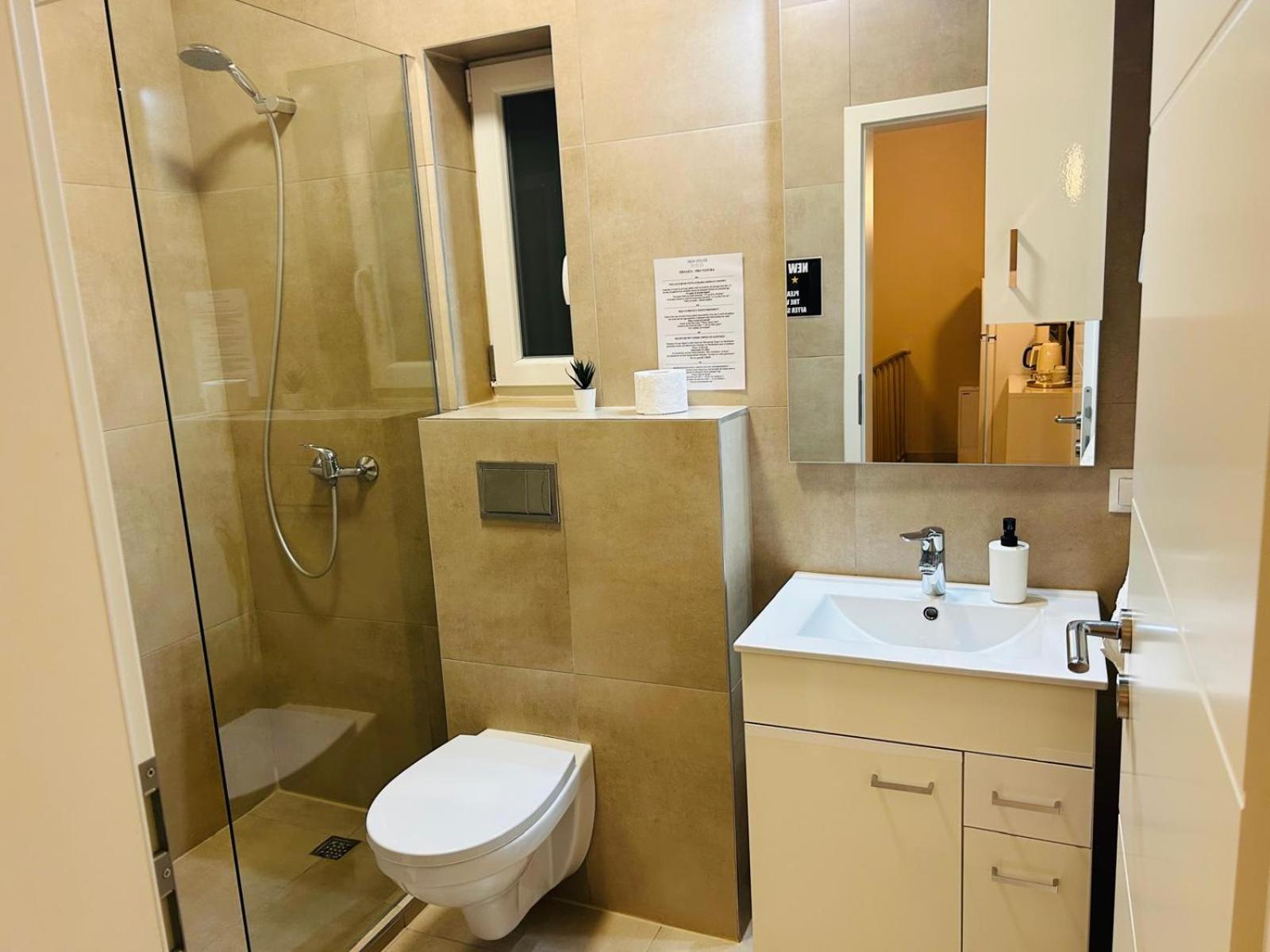 New House Sibiu Hotell Exteriör bild