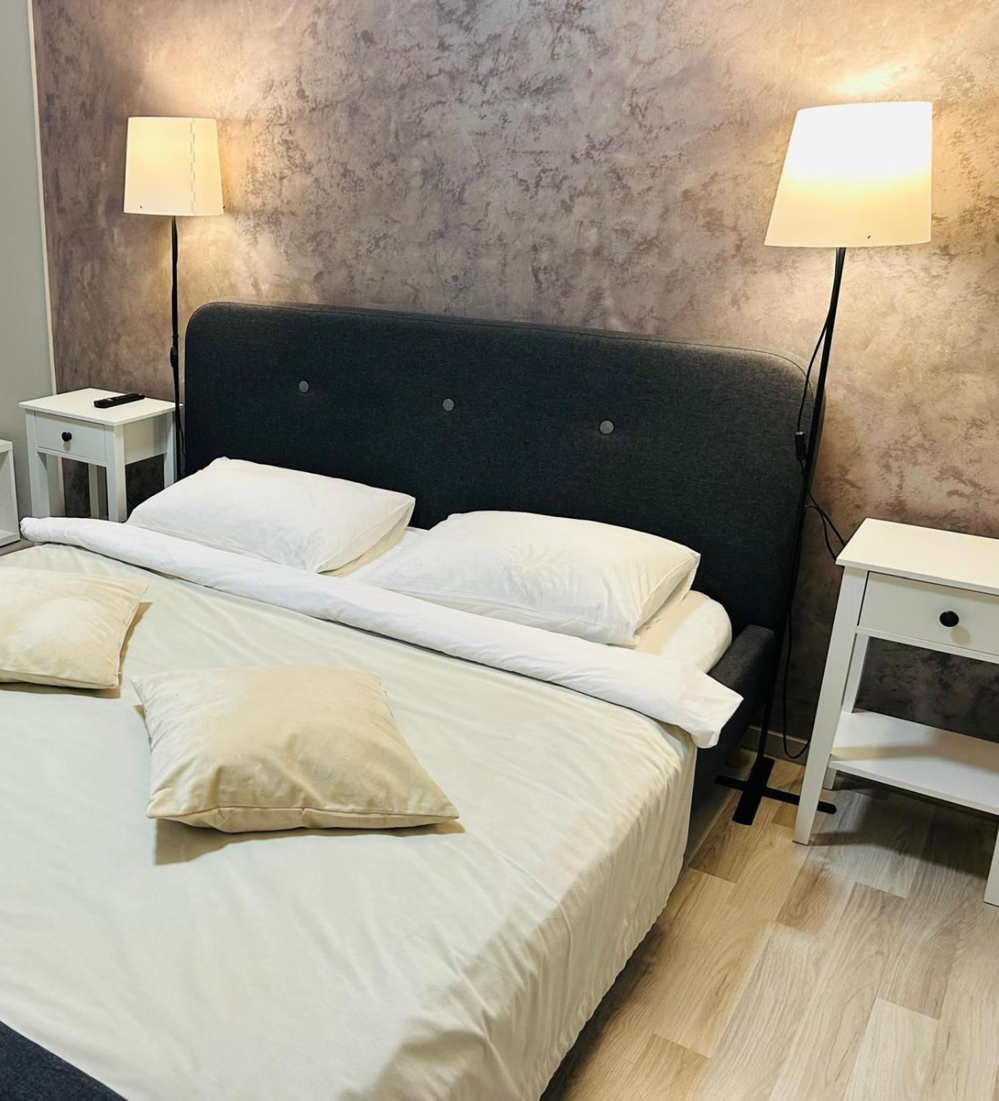 New House Sibiu Hotell Exteriör bild