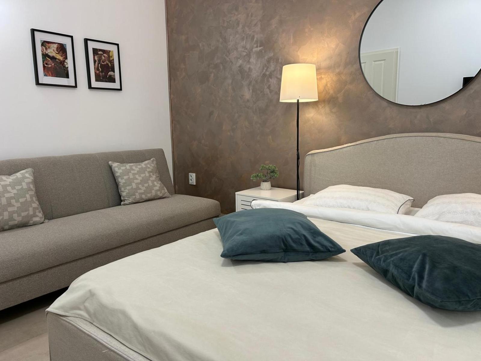 New House Sibiu Hotell Exteriör bild