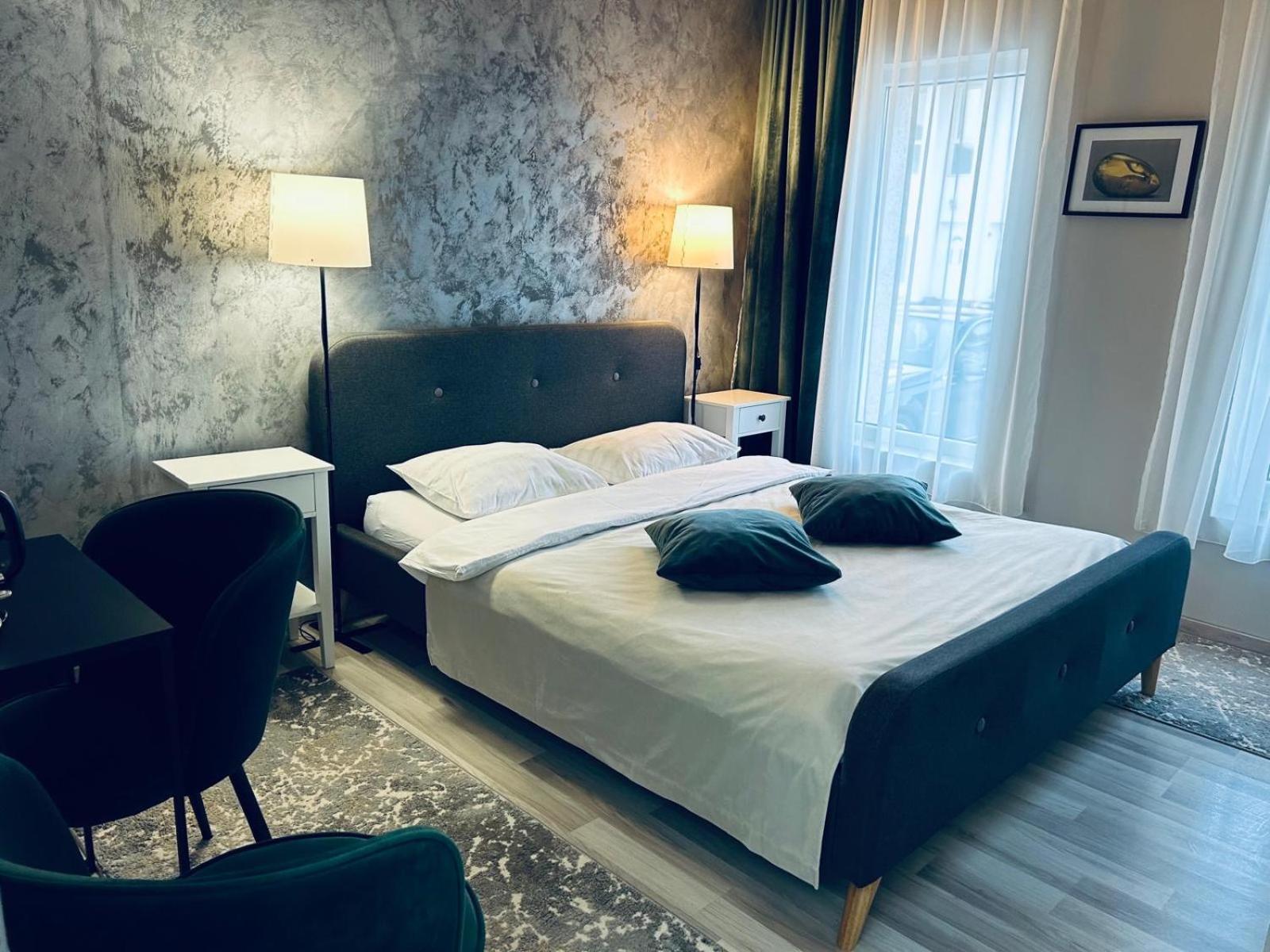 New House Sibiu Hotell Exteriör bild